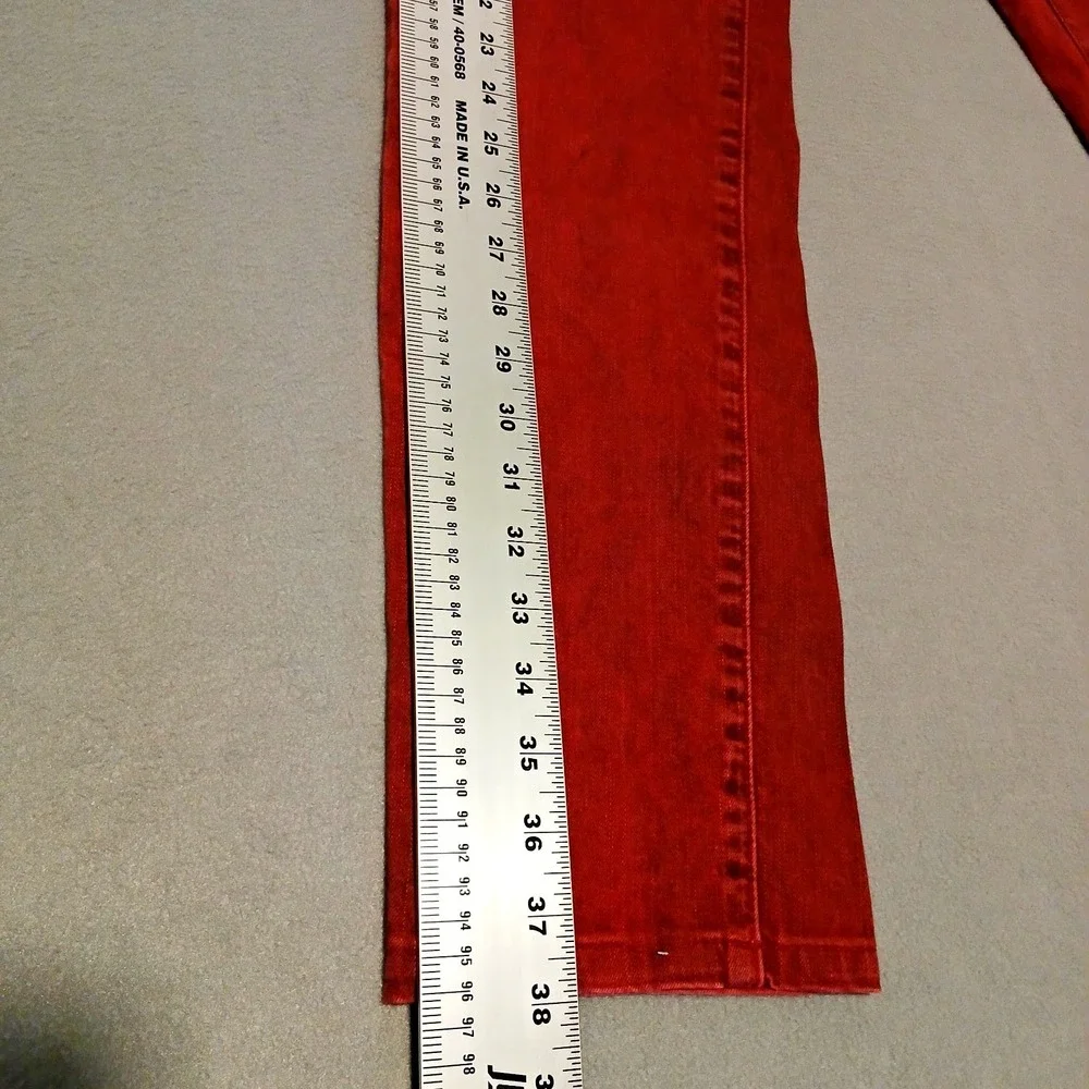 True Religion Red Vintage Rocco Mens Relaxed Skinny Jeans Size 30‎